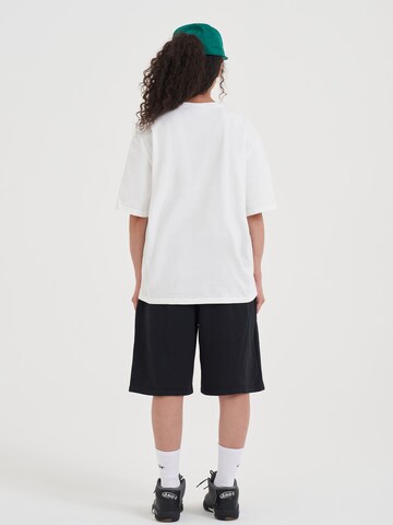 AND1 Paita 'Sunday Drive' värissä valkoinen