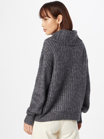 ESPRIT Pullover in Grau