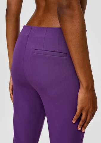 QS Rozkloszowany krój Spodnie w kolorze fioletowy