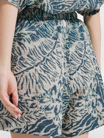 DEHA Regular Broek in Groen