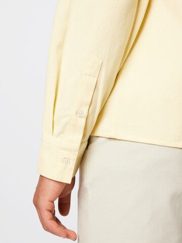 ABOUT YOU Limited Regular fit Button Up Shirt 'Jamie' in Yellow