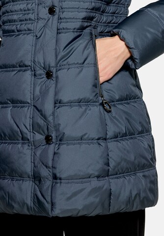 Veste d’hiver Betty Barclay en bleu