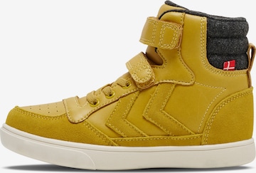 Hummel Boots in Yellow: front