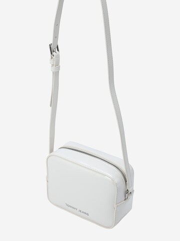 Borsa a tracolla 'ESS MUST' di Tommy Jeans in bianco