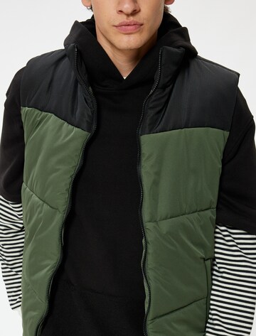 Koton Vest in Green
