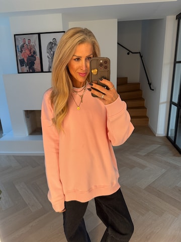 VERSTIQUE Μπλούζα φούτερ σε ροζ