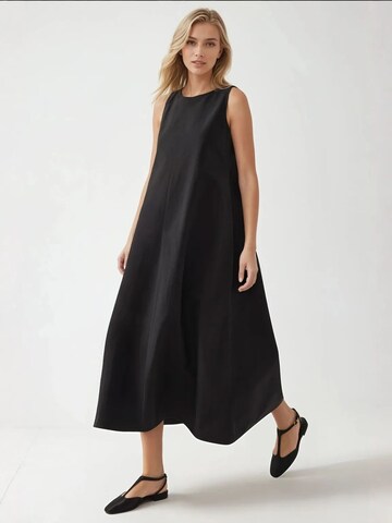 Hiccup Kleid in Schwarz