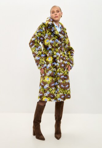 CESARE GASPARI Winter Coat in Green