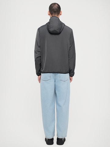 Geacă de primăvară-toamnă de la EA7 Emporio Armani pe gri