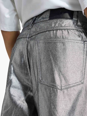 ADIDAS - Regular Calças em prata