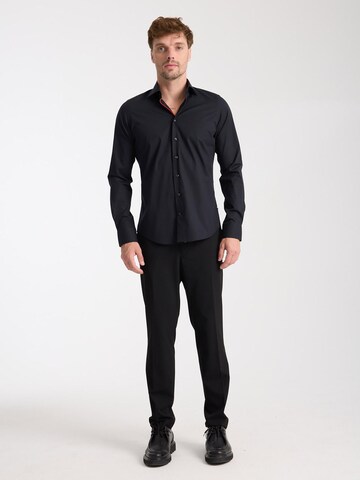 7Camicie - Ajuste estrecho Camisa de negocios 'Firenze Sport Poplin Stretch Man Shirt White' en negro
