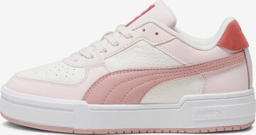 Baskets basses PUMA en rose : devant