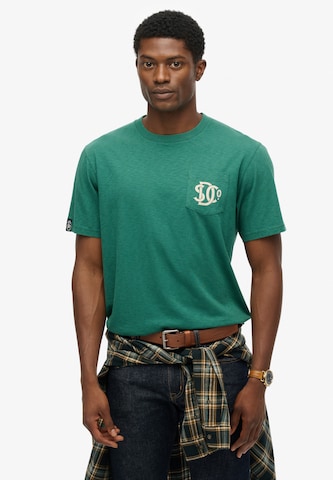 T-Shirt 'The Merchant Store' Superdry en vert : devant