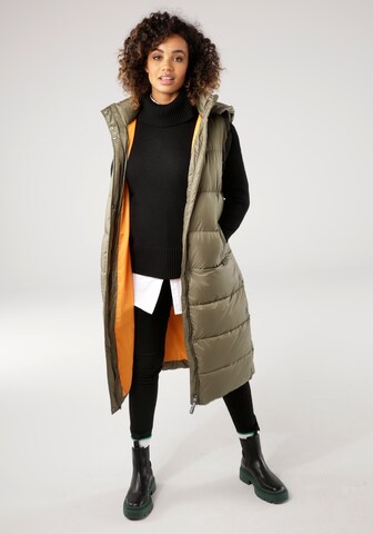 Tamaris Winter Coat in Green