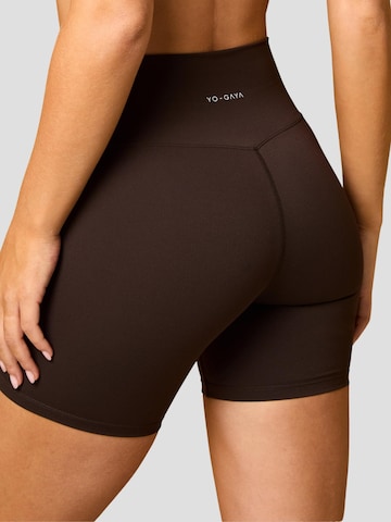 YO-GAYA Skinny Leggings‌‌ in Braun