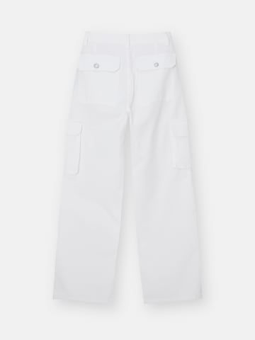 Pull&Bear Loosefit Hose in Weiß