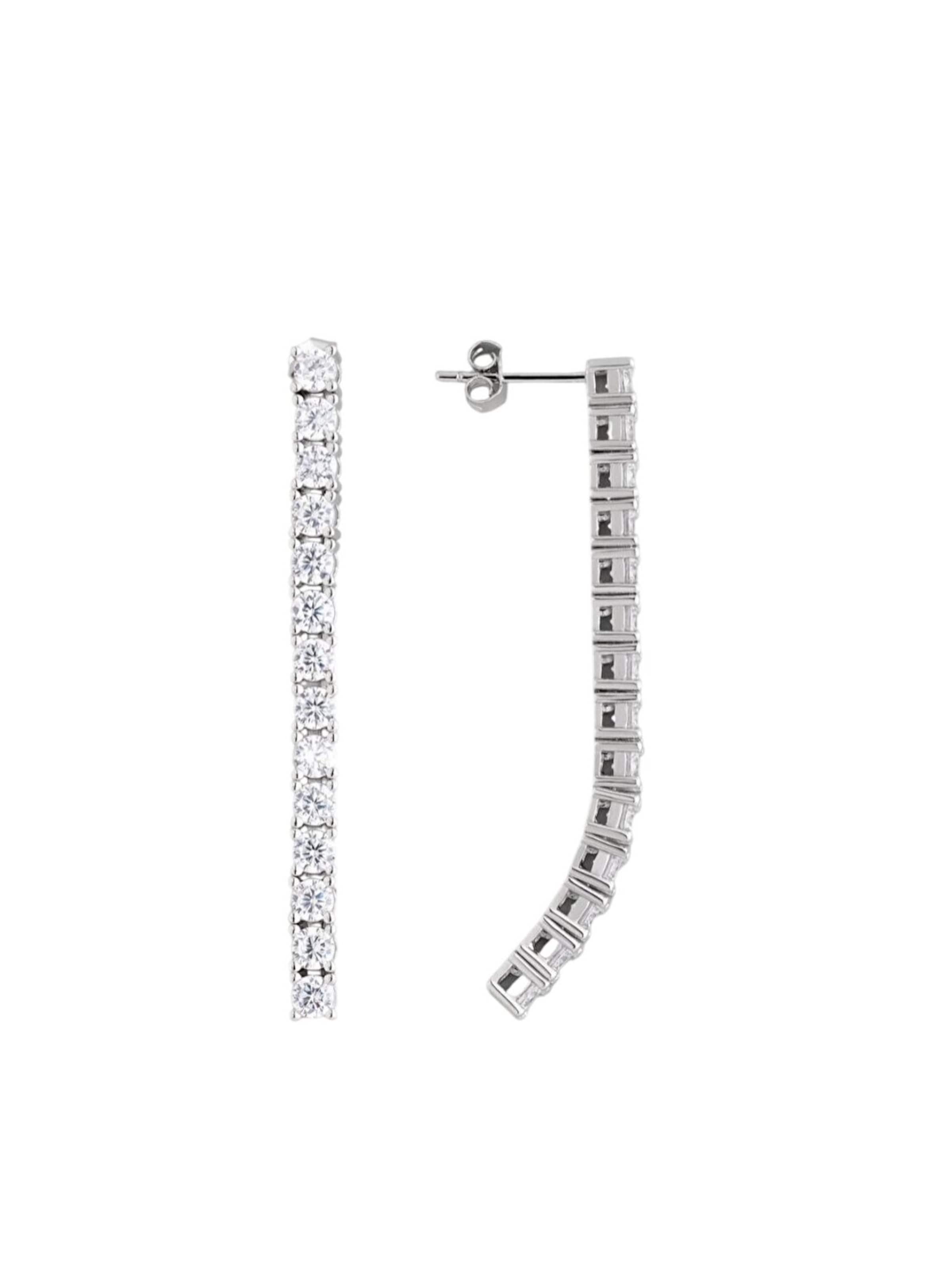 So Chic Earrings in Silver: front