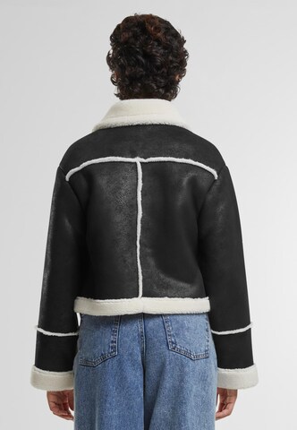 Urban Classics Between-season jacket in Black
