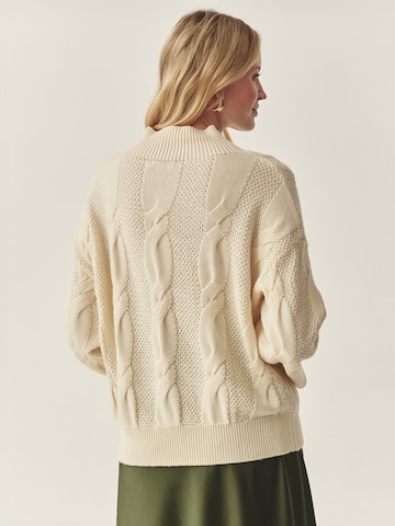 TATUUM Tröja 'WILLMA' i beige