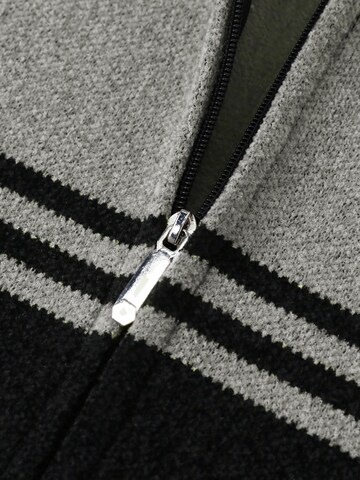 Youthup Knit Cardigan in Grey