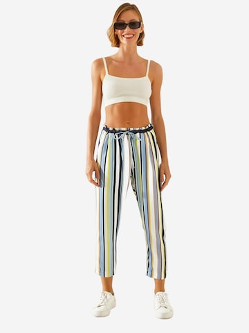 Pantalon Bianco Lucci en bleu : devant