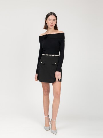 Influencer Pullover in Schwarz