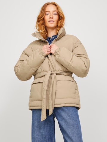 JJXX Winter Jacket 'Ellen' in Brown: front