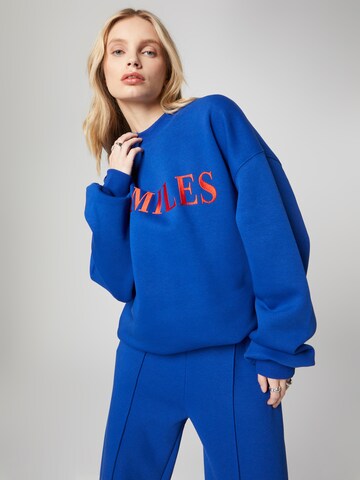 Smiles - Sweatshirt 'Jay' em azul: frente