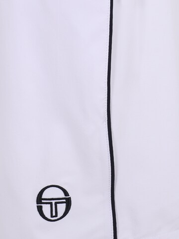 Regular Pantalon de sport Sergio Tacchini en blanc