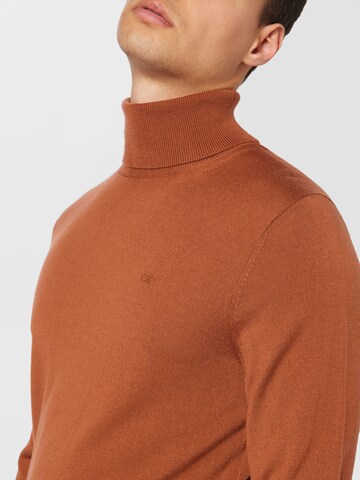 Pull-over Calvin Klein en marron