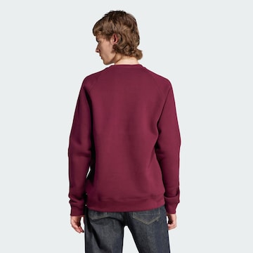 ADIDAS ORIGINALS - Sweatshirt 'Trefoil Essentials ' em vermelho