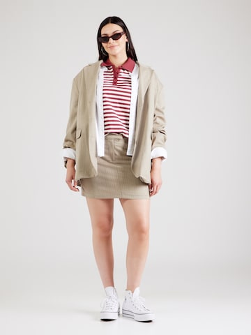 ONLY Carmakoma - Camiseta 'CARVELIA' en rojo