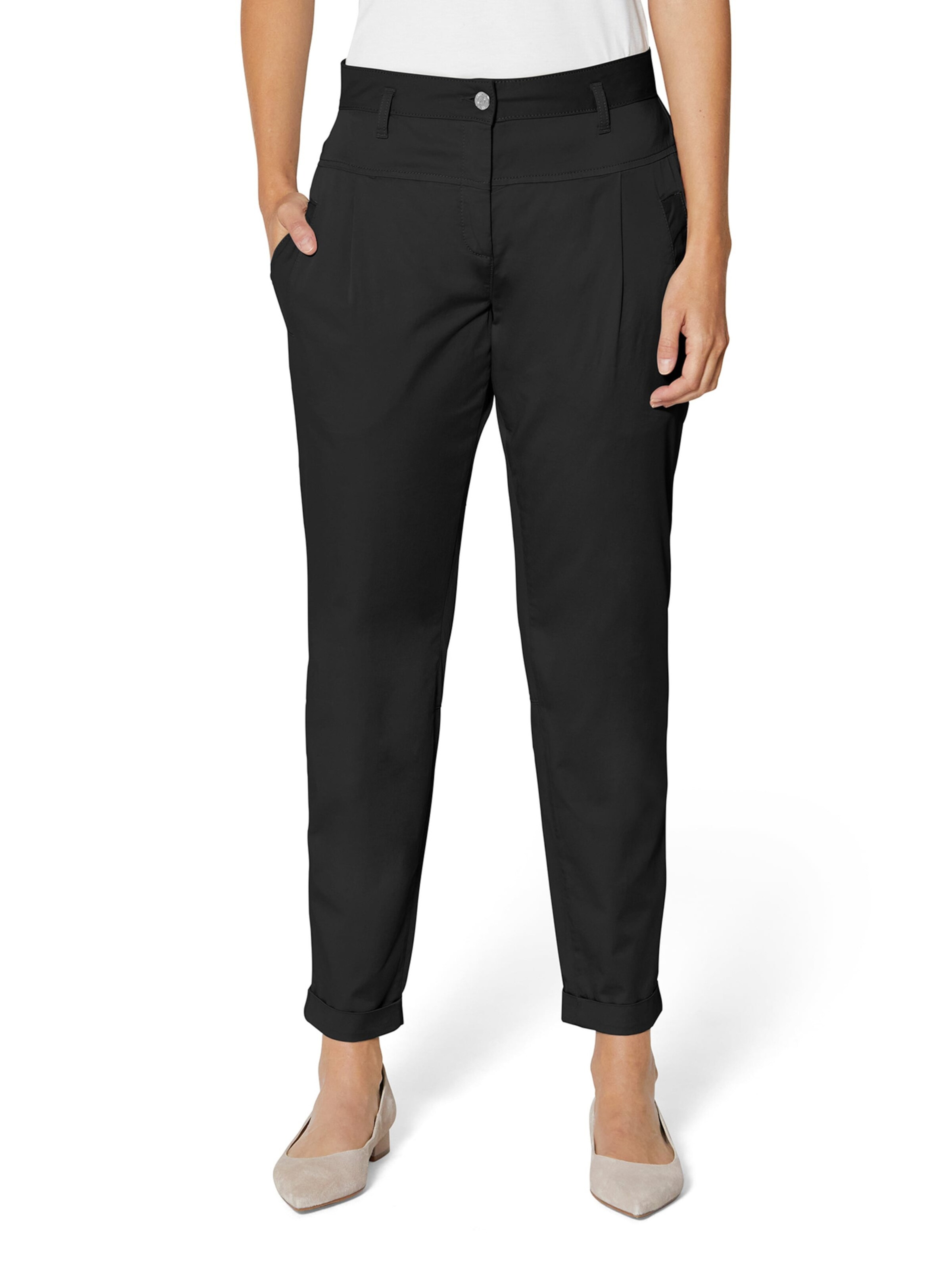 Effilé Pantalon à pince MADELEINE en noir : devant