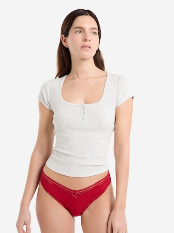 String 'Power' di ETAM in rosso