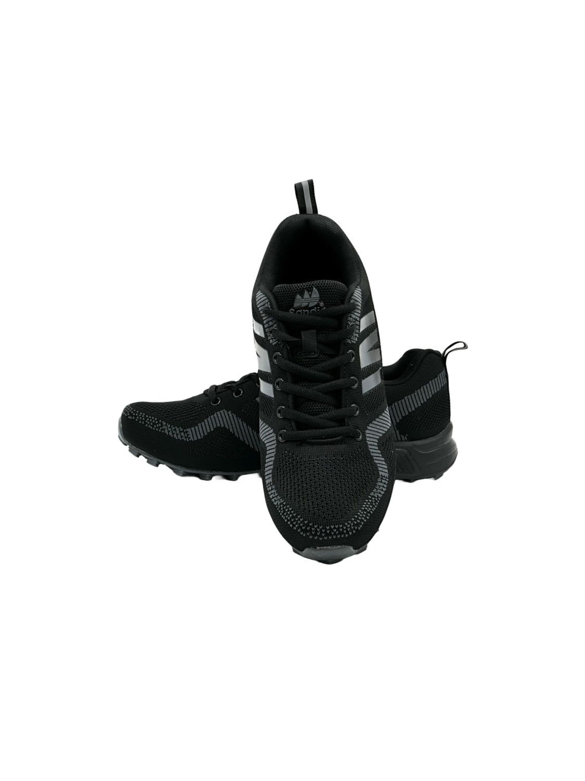 Nowaland Halbschuh‌ in Schwarz