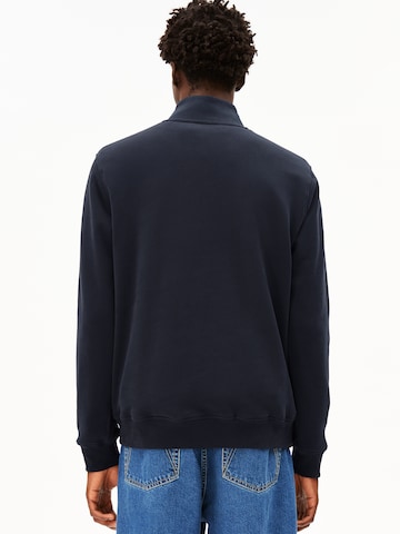 ARMEDANGELS Sweatshirt in Blue