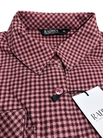 Chemisier 'Comfy regular' Radwa en rose