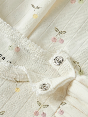 NAME IT Ruha 'NBFFICHERRY' - fehér