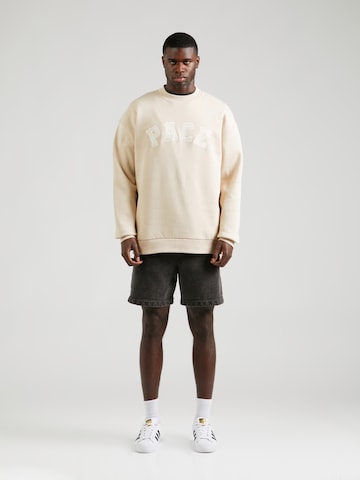PacemakerSweater majica 'Karim' - bež boja