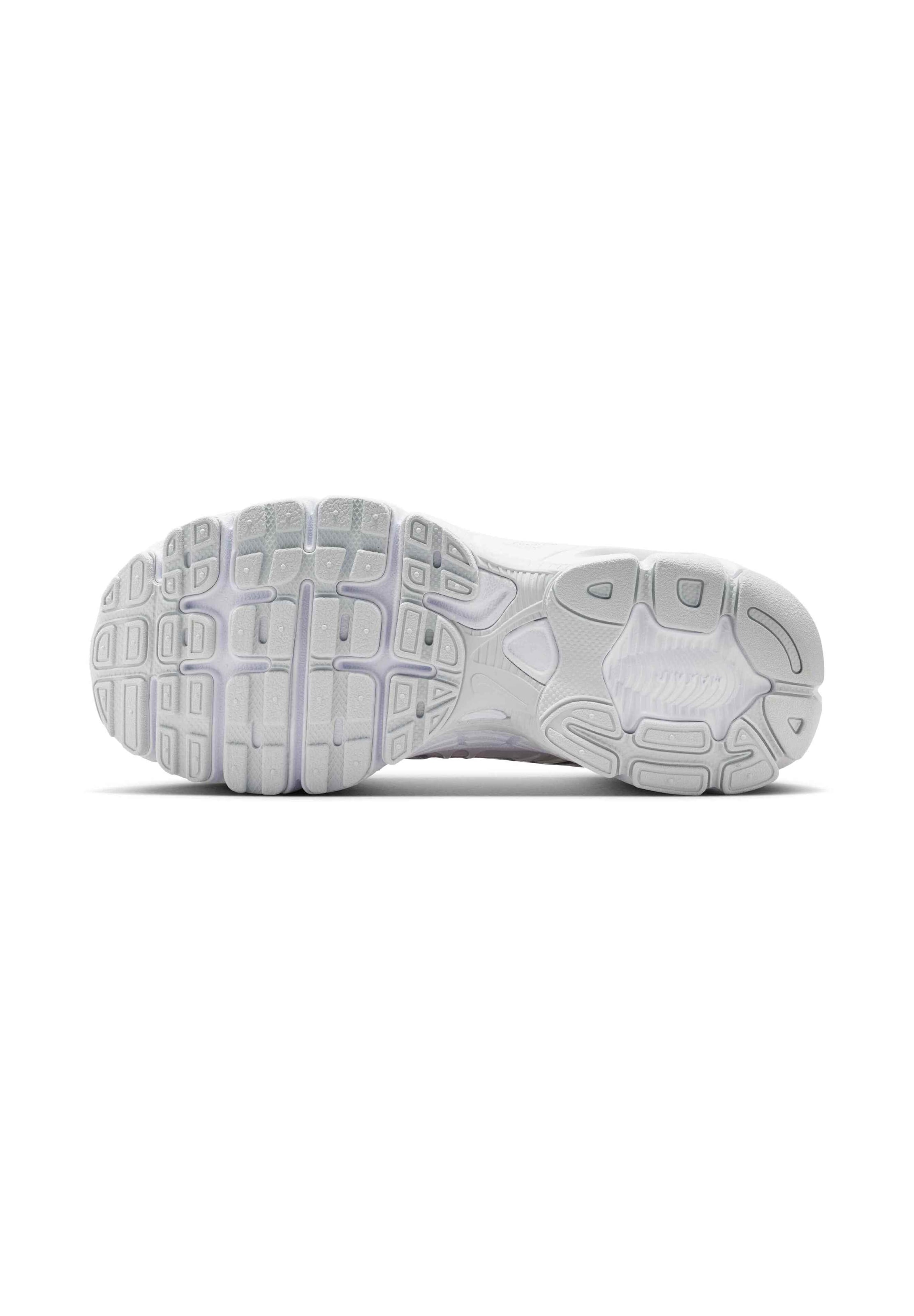 Sneaker 'Air Max Moto 2K' de la Nike Sportswear pe alb