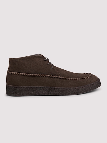 Ombre - Botas con cordones en marrón