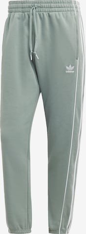 ADIDAS ORIGINALS Tapered Broek 'Rekive' in Groen: voorkant