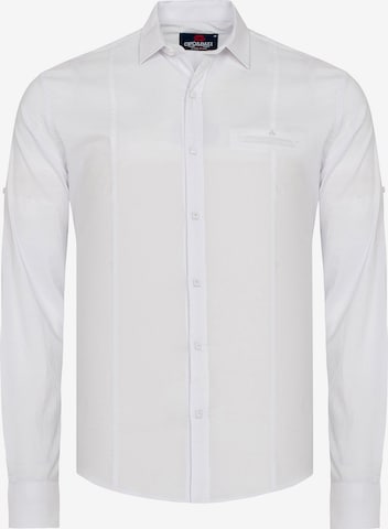 CIPO & BAXX Regular fit Button Up Shirt in White: front