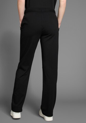 KangaROOS Regular Hose in Schwarz