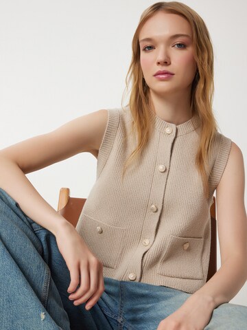 Happiness İstanbul Strickweste in Beige
