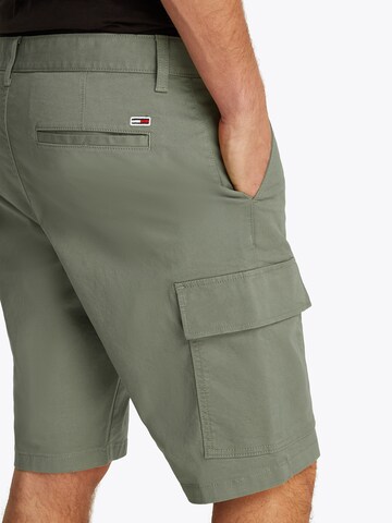 Tommy Jeansregular Cargo hlače 'SCANTON' - zelena boja