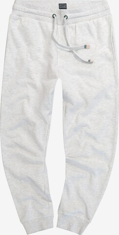 STHUGE Tapered Pants in Grey: front