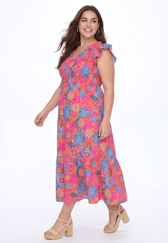 joella Summer dress in Pink: front