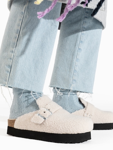 Bayton - Zuecos 'ADOUR' en beige