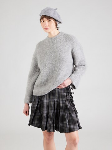 TOPSHOP Sweater in Grey: front